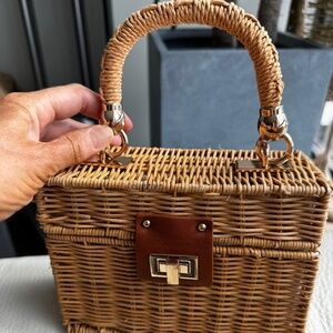 Zara Woven Rattan Wicker TopHandle Crossbody/Clutch Handbag w/gold Chain Strap